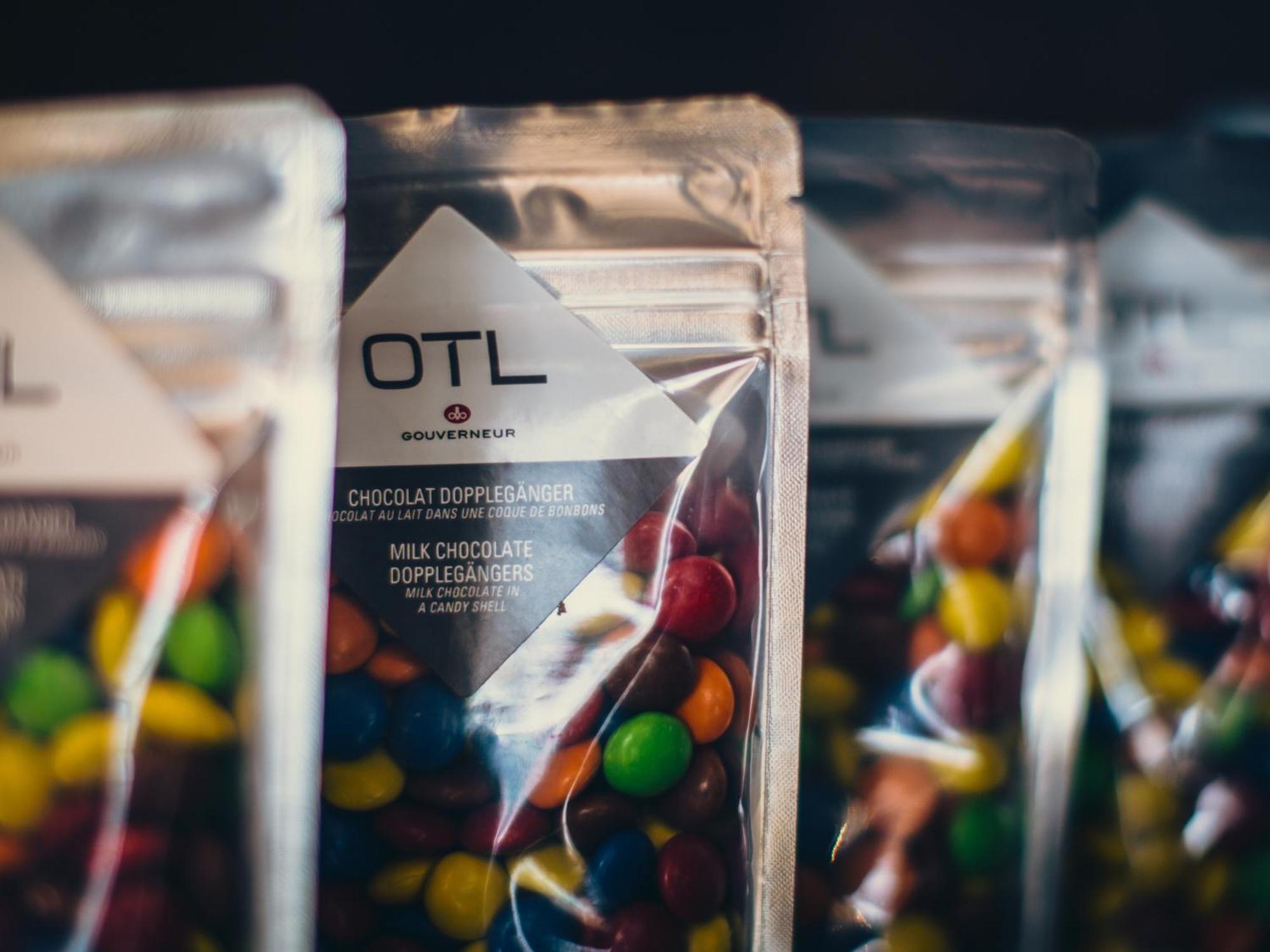Otl Gouverneur Chicoutimi Dış mekan fotoğraf OTL chocolate